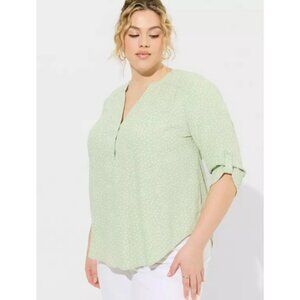 Torrid Harper 3/4 Sleeve Pullover Blouse Top Light Green Polka Dot Plus Size 4X